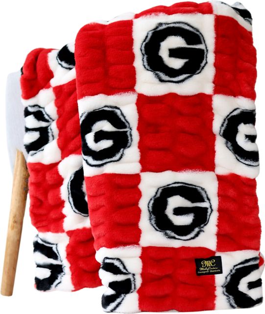 University of Georgia 36'' x 60'' Hugs Travel Blanket