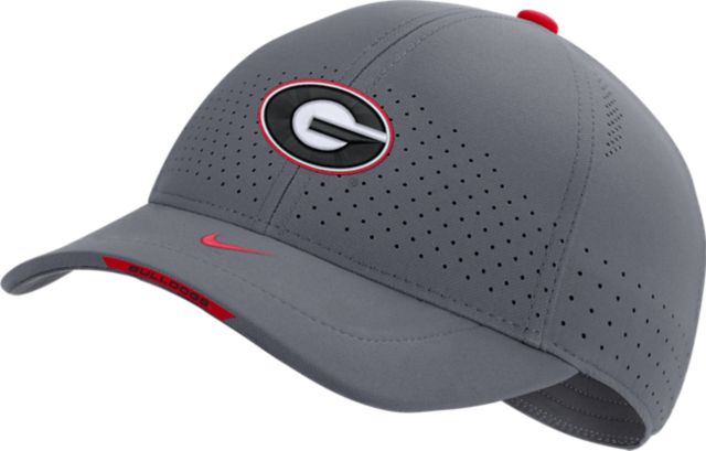 Nike Men's Georgia Bulldogs Black Fitted Baseball Hat, Size 7 1/2