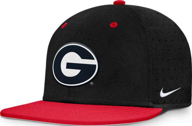 Black/University Red