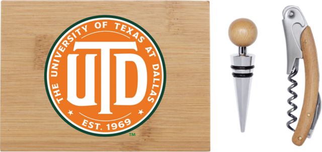The University of Texas at Dallas Bamboo Wine Tool Set