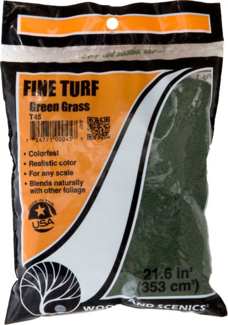 MODELING TURF GREEN GRASS FINE