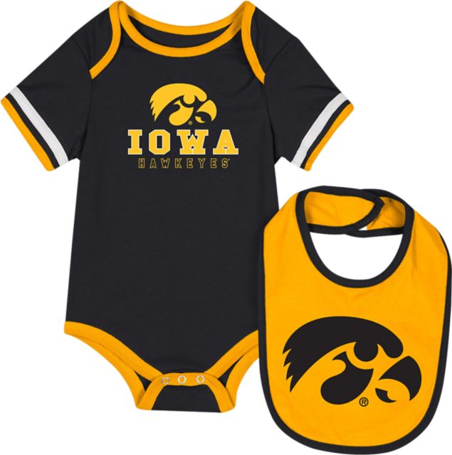 University of Iowa Hawkeyes Infant Gift Set