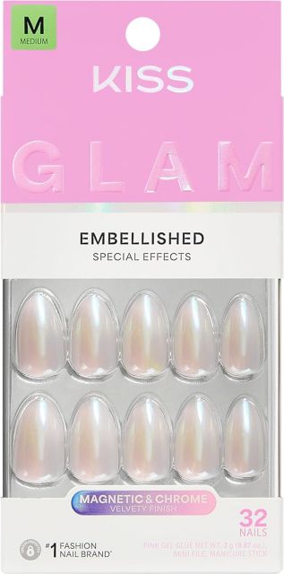Nails Glam Dive
