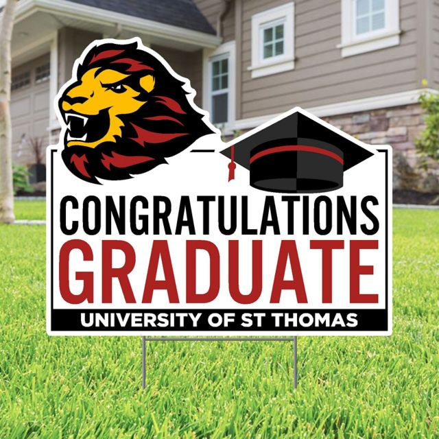 University of Saint Thomas Grad Lawn Sign