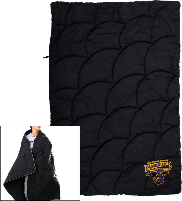MSU Mankato Wearable Camping Blanket Mavericks Steer with Wordmark - ONLINE ONLY