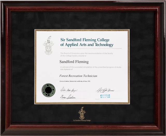 Fleming College 15x19 Executive Diploma Frame